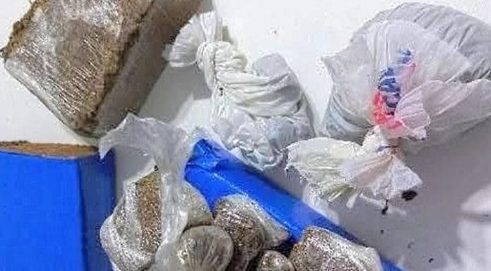 MORRO DO CRED Polícia Militar de Penha prende casal que usava criança para o tráfico de drogas