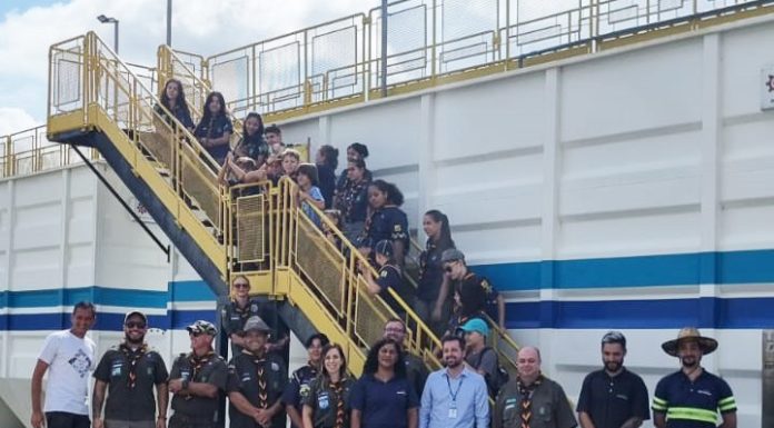 Estação de Tratamento de Água de Penha recebe visita de grupo escoteiro
