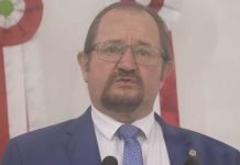Italiano demonstra preocupação com as valas abertas