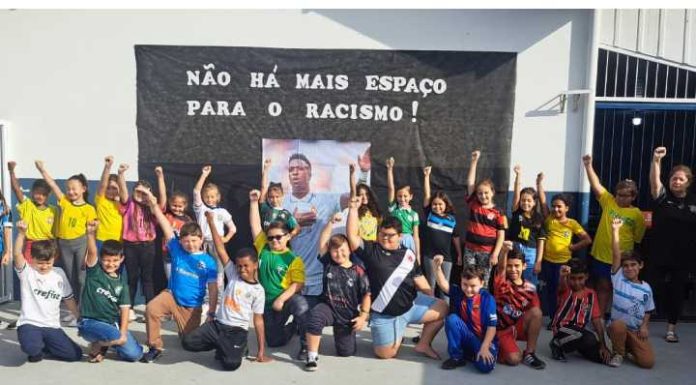 Racismo contra jogador Vini Júnior motiva ação de combate ao preconceito em escola de Penha