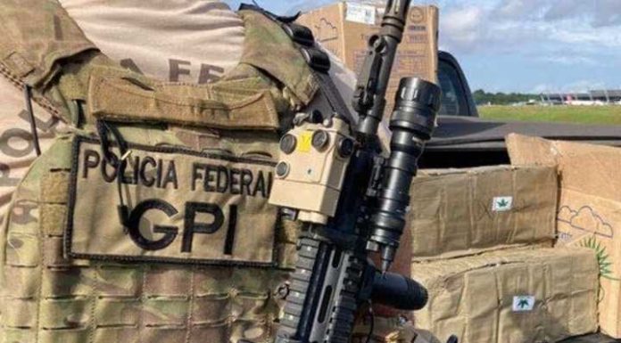 Avião da Igreja Quadrangular é flagrado com 290 quilos de maconha