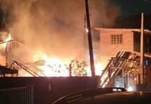 Casa de madeira é incendiada no Bairro Nossa Senhora da Paz em Piçarras