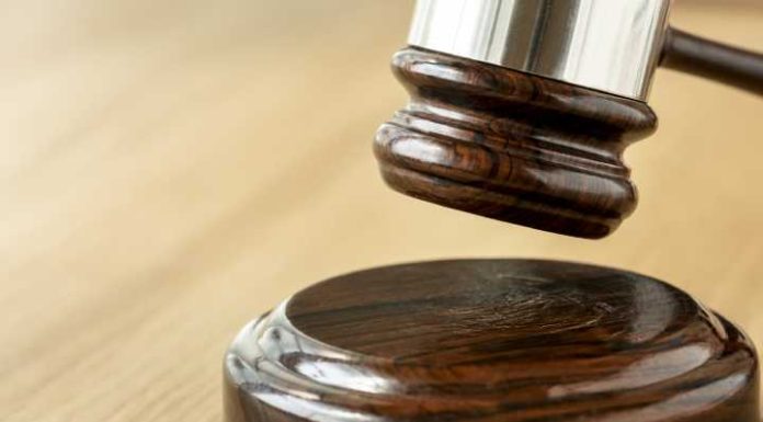 Avô que estuprou e passou sífilis para neta de 9 anos é condenado a 27 anos de prisão em SC