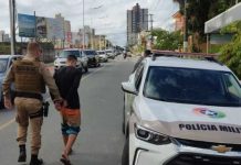 Dois suspeitos são presos na Getúlio Vargas acusados de roubar iPhone