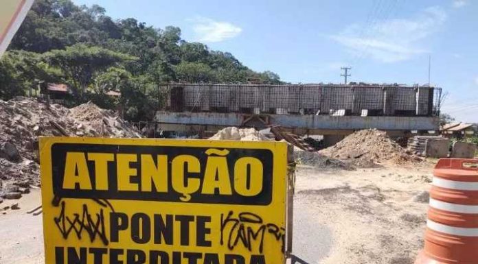 Obra da ponte de Itajuba, em Barra Velha, não é concluída e nova empresa assume