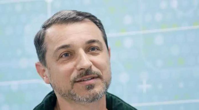 Inquérito contra ex-governador Carlos Moisés no caso dos respiradores é arquivado