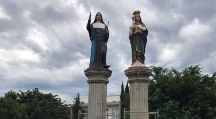 Praça de Nova Trento ganha estátuas da Santa Paulina e de Nossa Senhora do Bom Socorro
