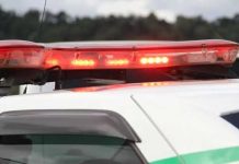 Homem é encontrado morto e encostado em muro de casa em Camboriú