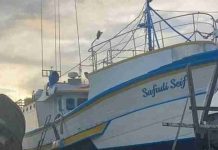 Cinco tripulantes de embarcação que naufragou em SC são resgatados