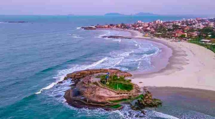 SC tem 7.609.601 habitantes e foi o 2º estado que mais cresceu em 12 anos