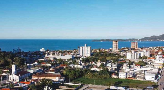 Câmara de Vereadores realiza solenidade alusiva aos 65 anos de Penha