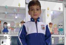 Alunos de Penha recebem uniformes de inverno