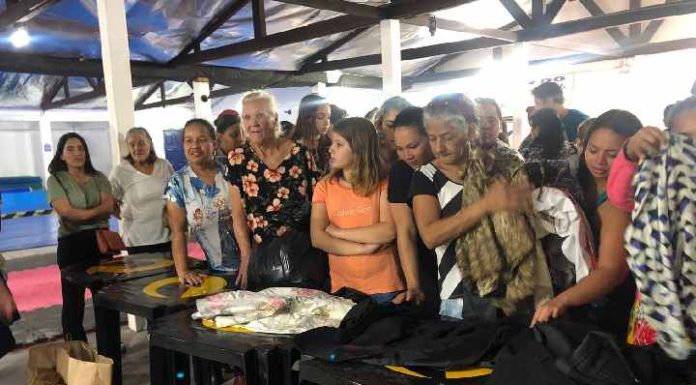 Mais de 9 mil peças de inverno são entregas a famílias de Piçarras