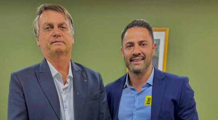 Vereador de Barra Velha se reúne com ex-presidente Jair Bolsonaro