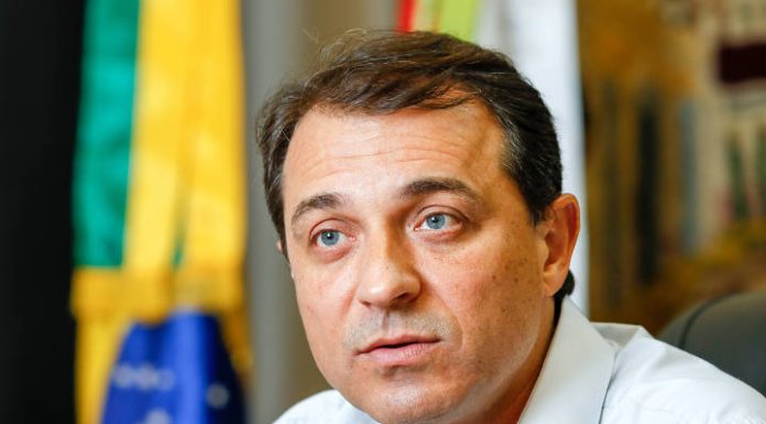 Justiça declara “Pix” de Moisés irregular