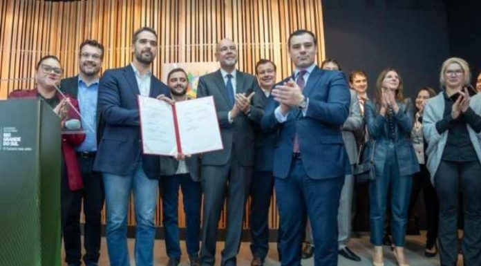 Consórcio liderado pela Aegea Saneamento assina contrato com o Governo do Rio Grande do Sul para a aquisição da Corsan