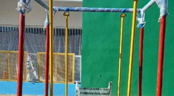 Educação de Balneário Piçarras instala balanços acessíveis