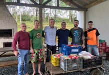 Secretaria de Esporte de Balneário Piçarras doa 900 kg de alimentos a instituições