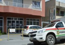 Jovem de 22 anos é morta na frente dos filhos, de 1, 2 e 3 anos
