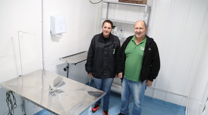 Prefeitura de Penha cede espaço para necrópsia de aves suspeitas de Influenza