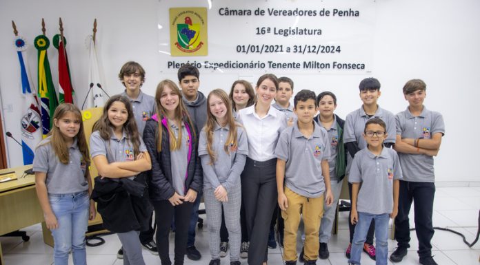 Vereadores mirins de Penha participam de palestra sobre Educação Financeira