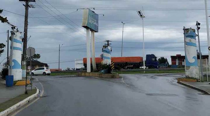 Secretaria de Turismo lança concurso de proposta para novo Portal de Balneário Piçarras