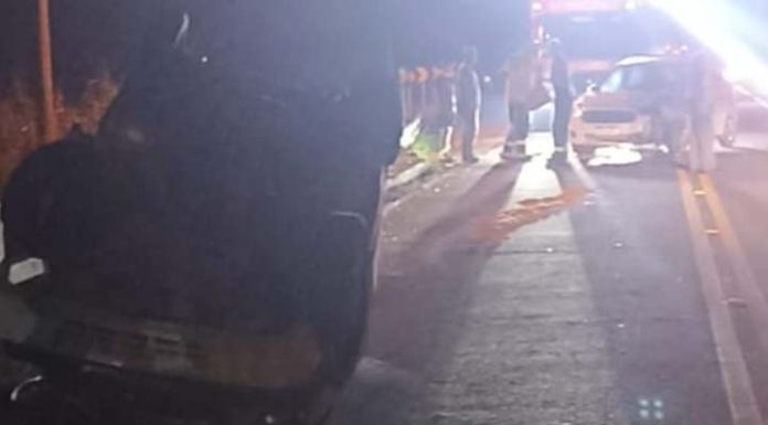 Homem sofre fratura na perna ao capotar carro em Canelinha