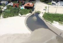 Esgoto no mar causa prejuízo à biodiversidade marinha, faz mal à saúde dos banhistas e prejudica o turismo