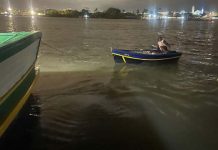 Pescador de 56 anos é resgatado após ficar a deriva próximo ao Molhe do Rio Itajaí Açu