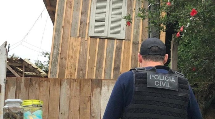 Polícia Civil prende suspeitos por tráfico de drogas e extorsão