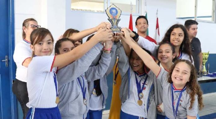 FME de Penha entrega medalhas aos campeões do Sub 11 dos Jogos Escolares