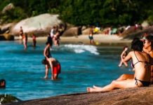 SC tem 19% dos pontos de praia impróprios para banho às vésperas da primavera