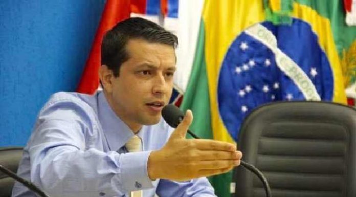 Tibeco cobra explicações da AMFRI sobre contrato de R$ 70 milhões com empresa recém-inaugurada em Penha