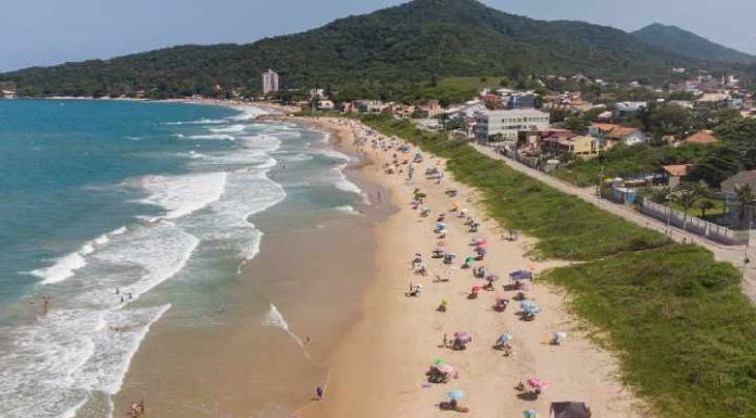 Prefeitura de Penha abre inscrições para comércio eventual e de ambulantes na temporada de verão