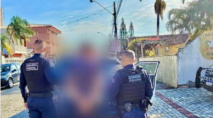 Homem é preso por dirigir sob efeito de drogas