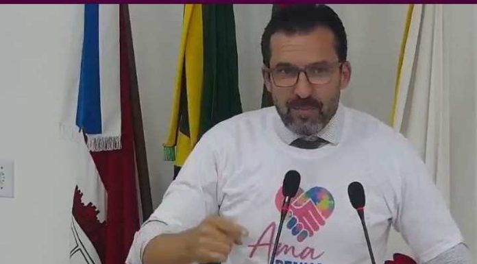 Vereador Maurício Brockveld levanta bandeira da AMA em busca de apoio para crianças autistas em Penha