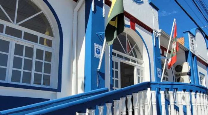 Prefeitura de Penha só volta a atender na segunda-feira (6)