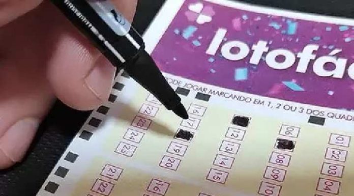 Morador de Navegantes fatura R$ 750 mil na Lotofácil