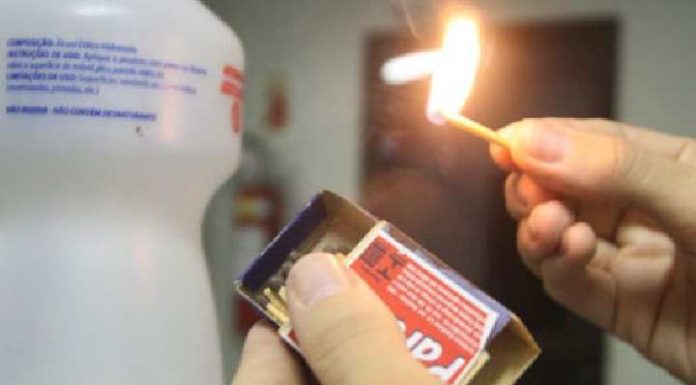 Mulher joga álcool e coloca fogo no corpo do marido após briga em SC