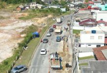 Obras do sistema de esgoto chegam a novas ruas em Penha