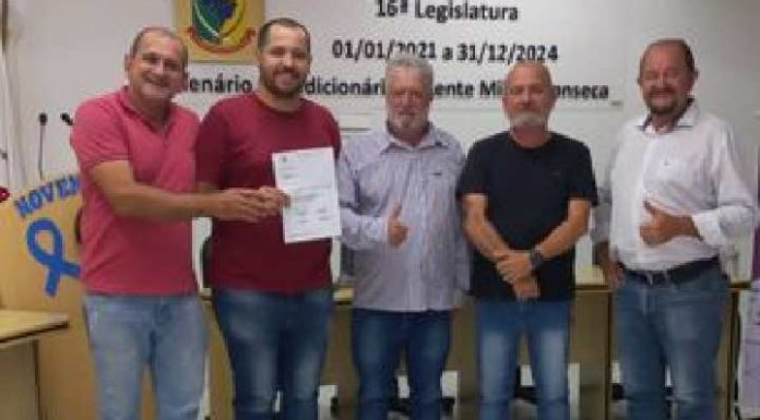 Chapa com Juninho Leite na presidência da Mesa Diretora é oficializada na Câmara de Penha