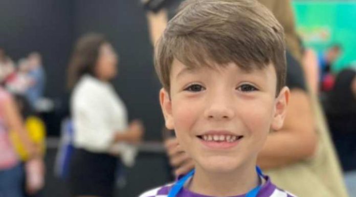 Atleta de Penha Benjamin Flores se destaca em competição Sul Americana de Xadrez