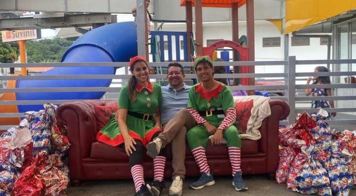 Júlio Lanches em parceria com empresas promove Natal Encantado