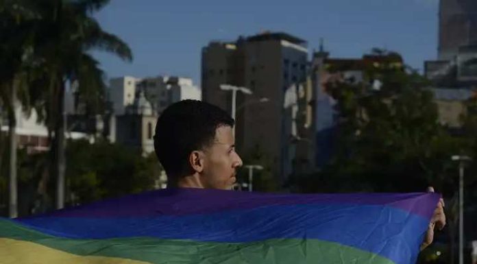 Casamentos homoafetivos no Brasil aumentam 149% em nove anos