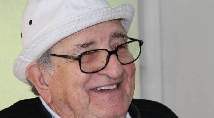 Morre o romancista e autor do Hino de Penha, Cláudio Bersi