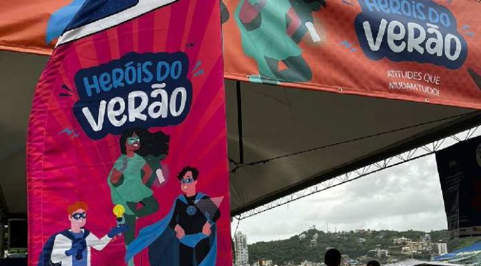 Começam as ações de conscientização sobre descarte de resíduos na praia de Itapema