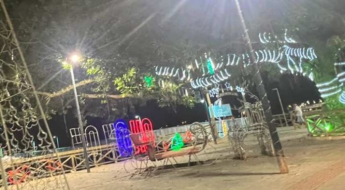 Prefeitura de Penha lamenta vandalismo na decoração de Natal