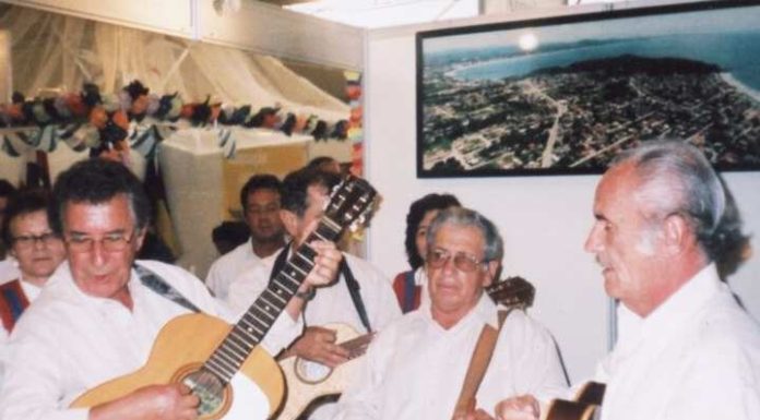 Cidades catarinenses festejam Folia de Reis neste sábado