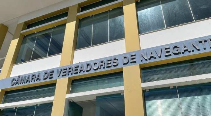 Câmara de Navegantes “torrou” quase meio milhão em diárias somente em 2023
