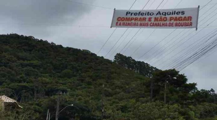 Júnior Mafra reage a acusações e diz que Camila está sendo vítima de “campanha de ódio”